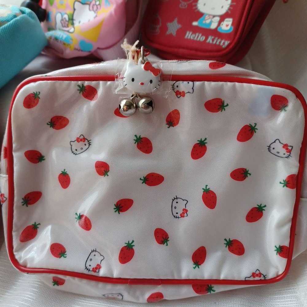 Hello Kitty pouch and others are bundled together… - image 10