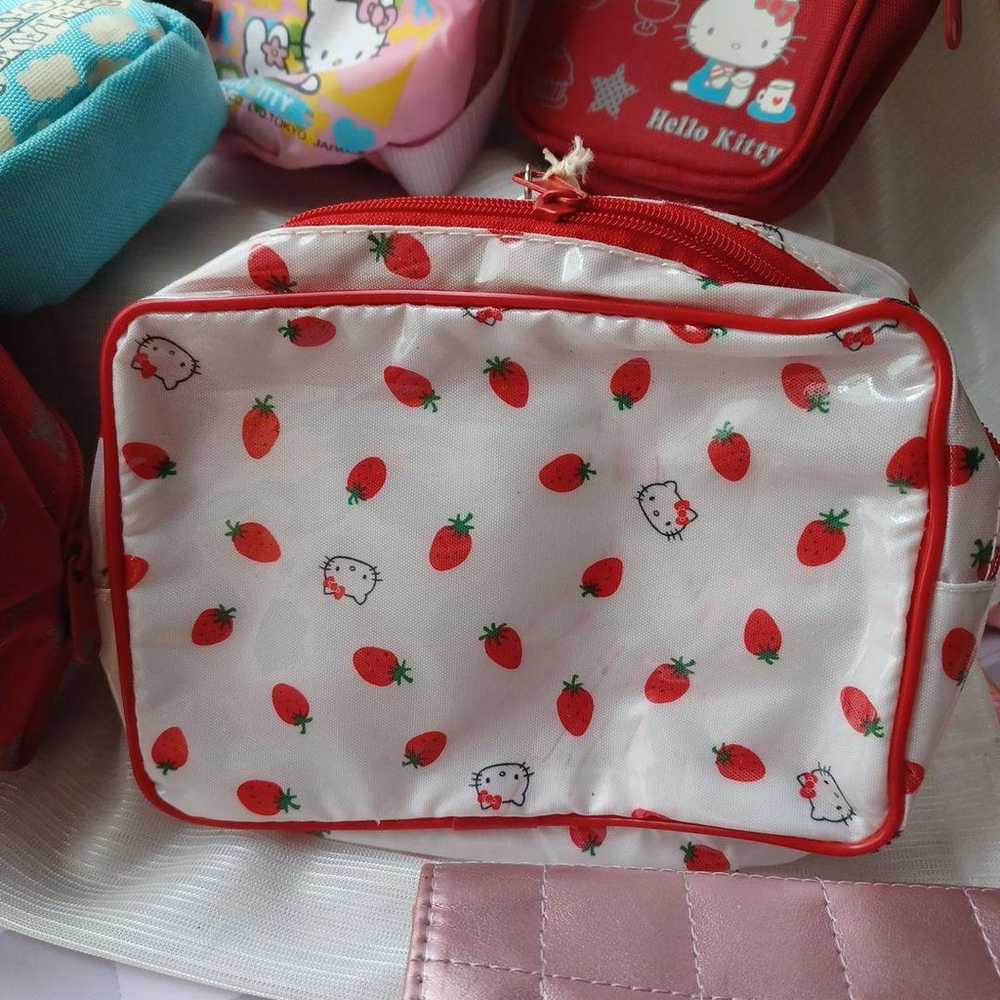 Hello Kitty pouch and others are bundled together… - image 11