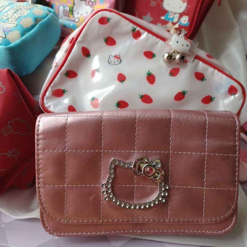 Hello Kitty pouch and others are bundled together… - image 2