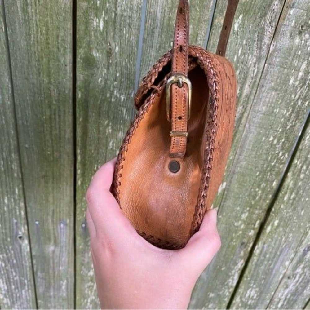 Vintage tan leather western tooled leather cross … - image 11