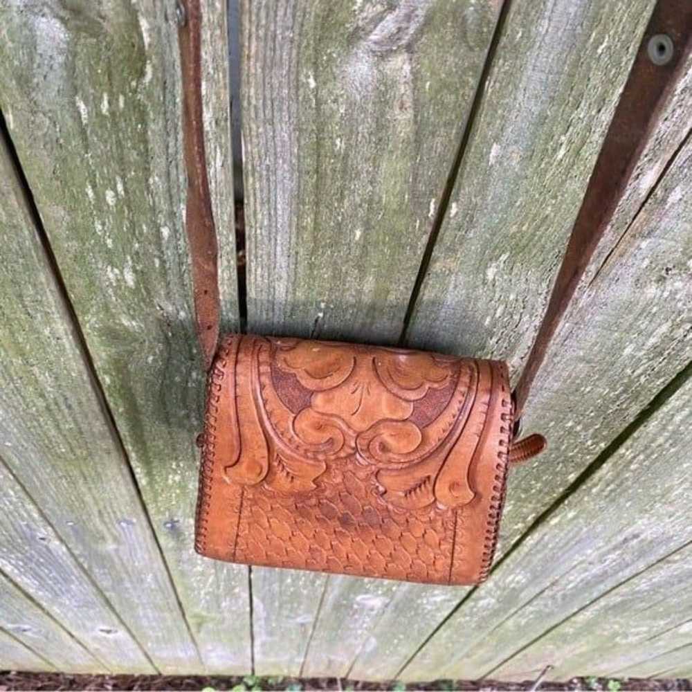 Vintage tan leather western tooled leather cross … - image 9