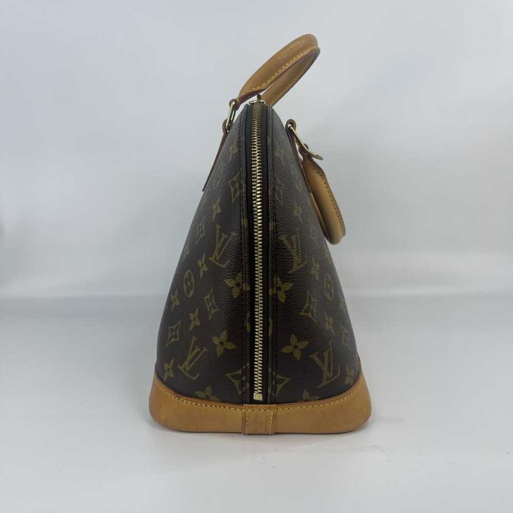 Louis Vuitton Alma leather handbag - image 3