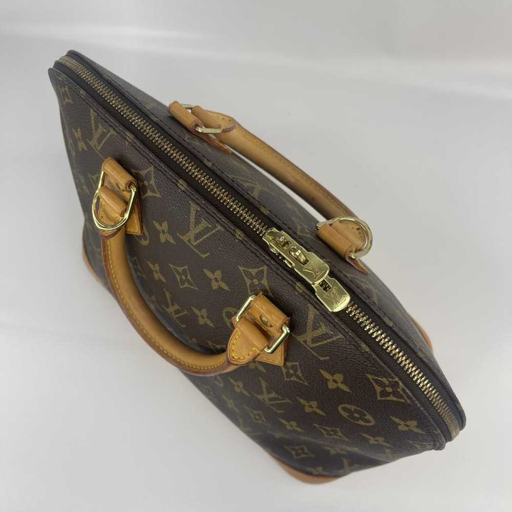 Louis Vuitton Alma leather handbag - image 9