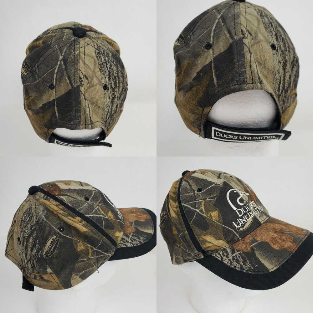 Vintage Camo Baseball Cap Embroidered with Ducks … - image 4