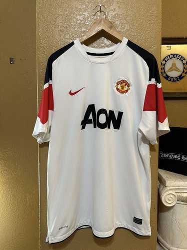 Manchester United × Nike × Soccer Jersey ⚽️ Rare 2