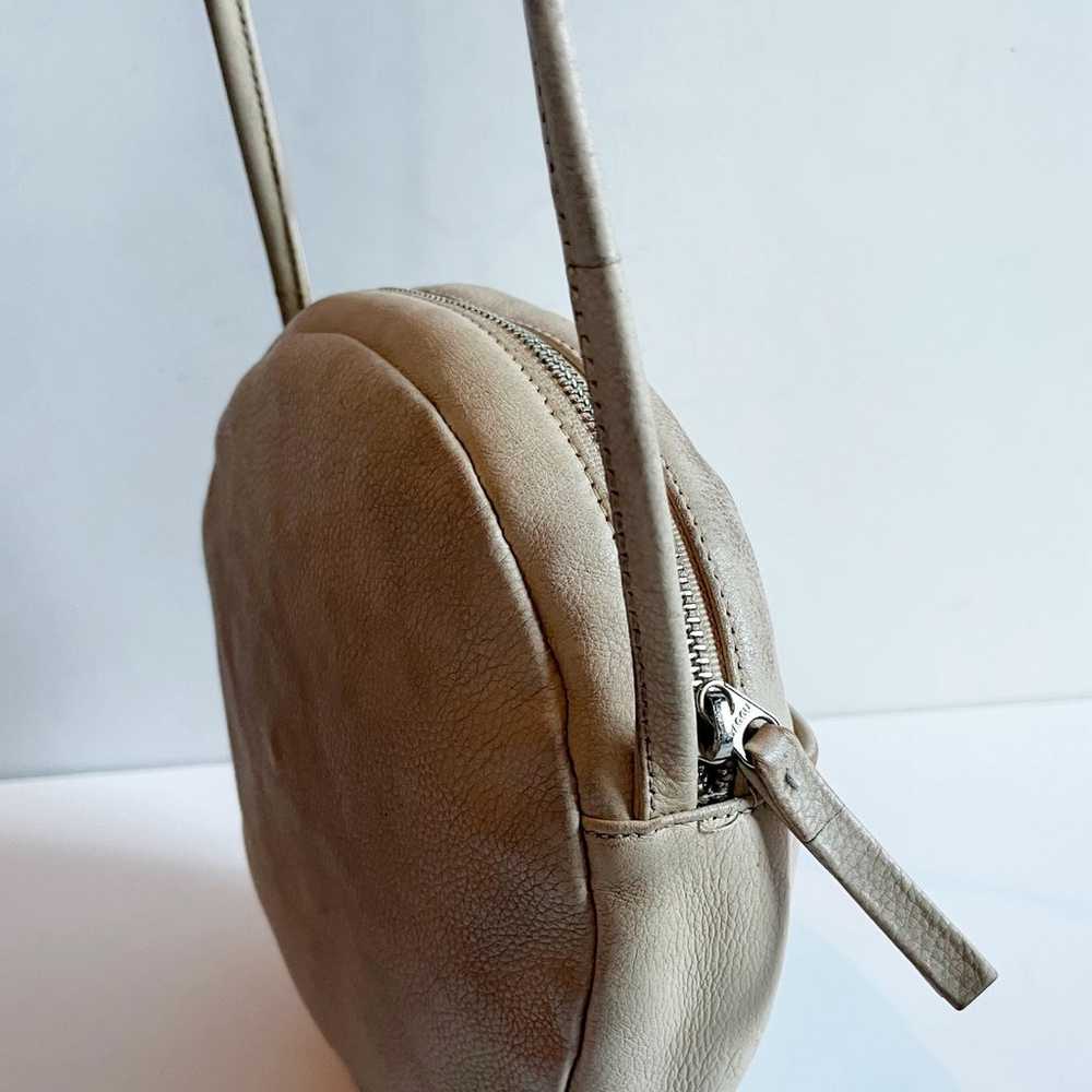 Vintage Baggu Natural milled pebbled leather Beig… - image 3