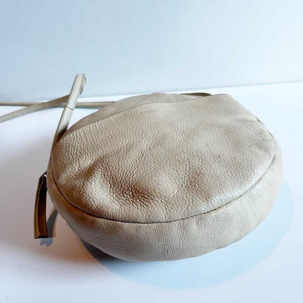 Vintage Baggu Natural milled pebbled leather Beig… - image 7