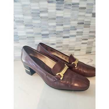 Vintage Gucci brown loafers