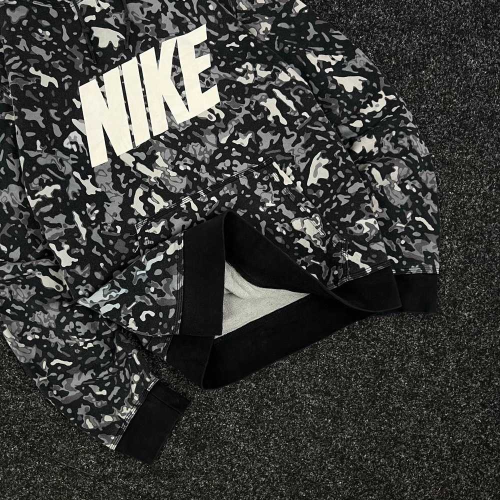 Nike × Streetwear × Vintage Nike Hoodie Boxy Fit … - image 3