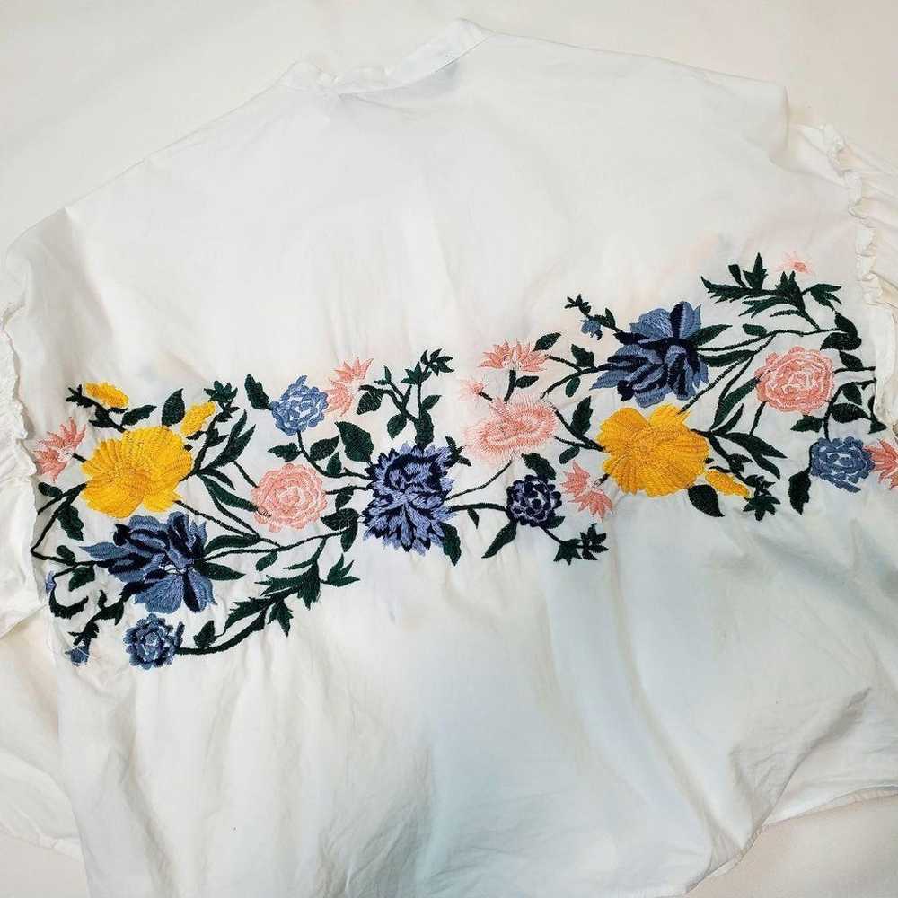 ZARA Trafaluc Collection (White) Floral Embroider… - image 10