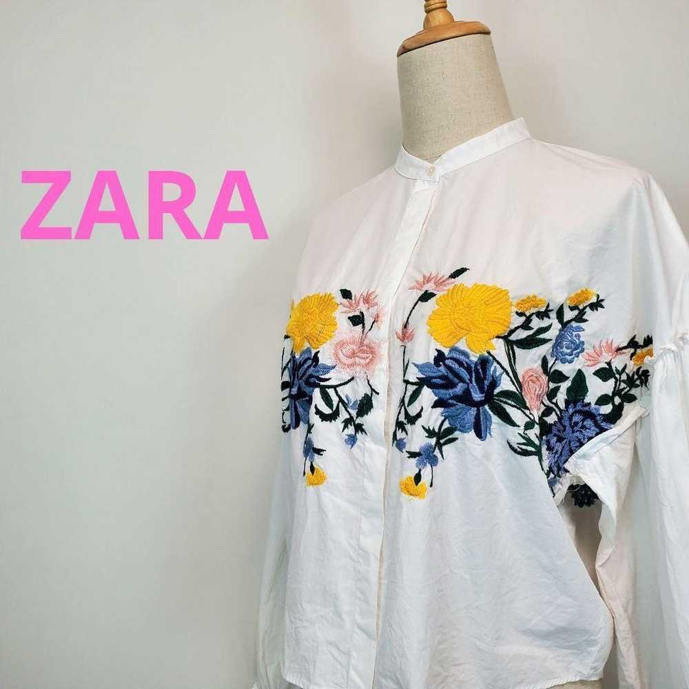 ZARA Trafaluc Collection (White) Floral Embroider… - image 1