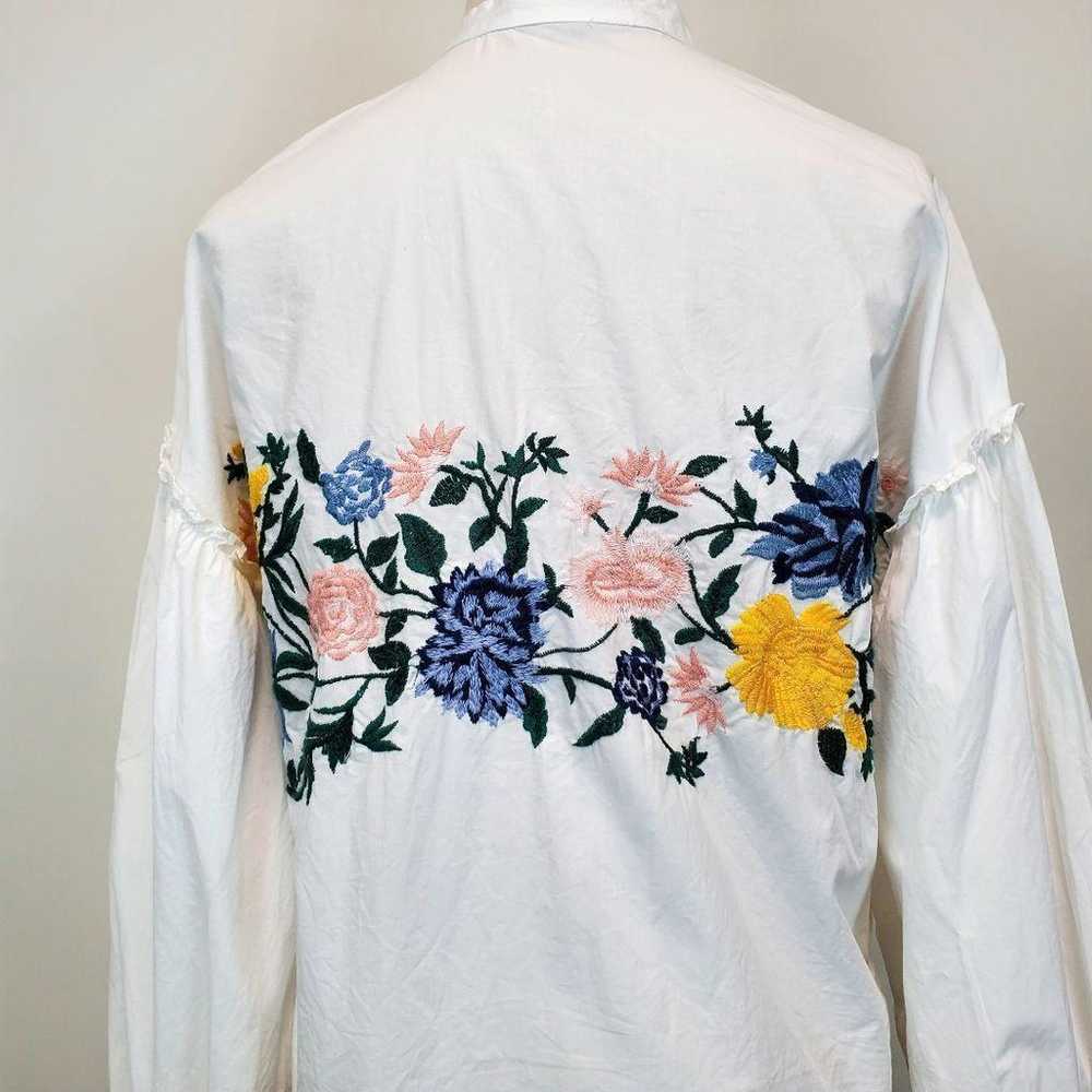 ZARA Trafaluc Collection (White) Floral Embroider… - image 5