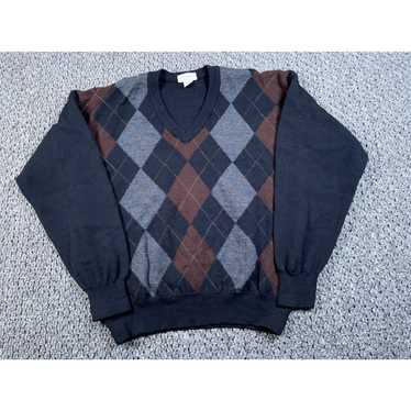 Vintage VTG Preppy Wool Argyle Pattern V-Neck Swe… - image 1