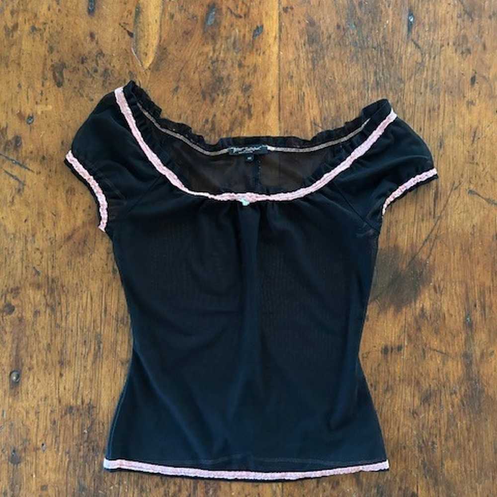 Vintage black mesh Betsey Johnson shirt with sati… - image 4