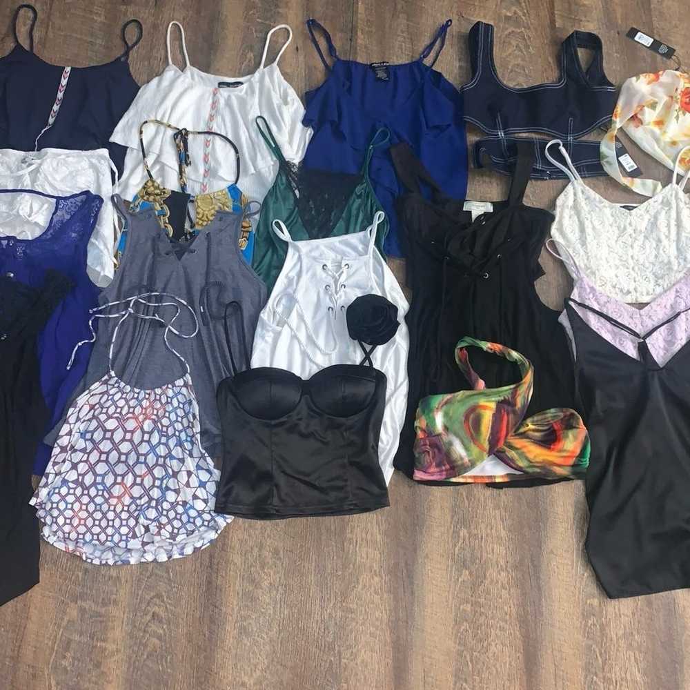 20 women’s tank top shirt bulk bundle - image 1