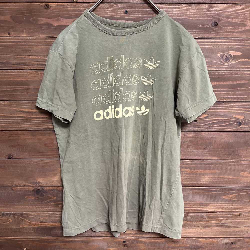 ♦︎【Adidas】Vintage Adidas T-shirt Faded Trefoil Lo… - image 2