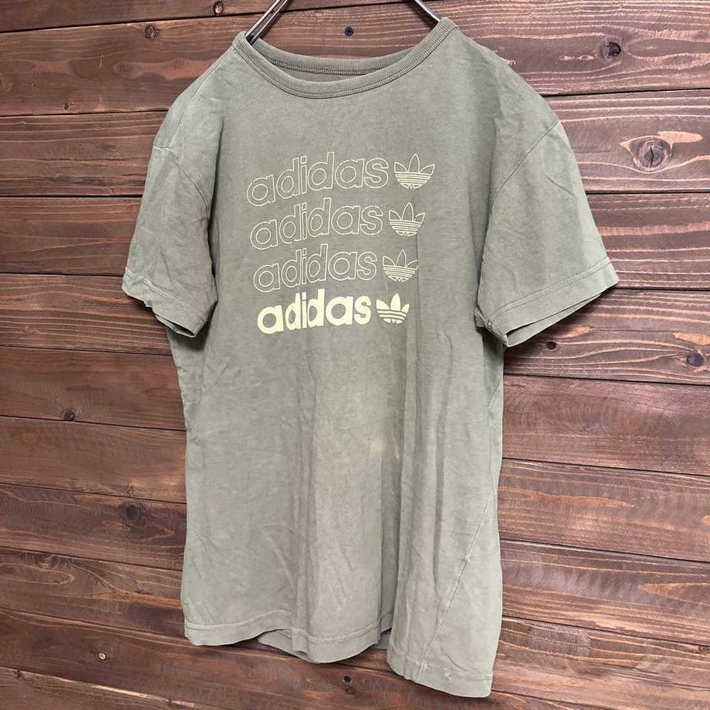 ♦︎【Adidas】Vintage Adidas T-shirt Faded Trefoil Lo… - image 3