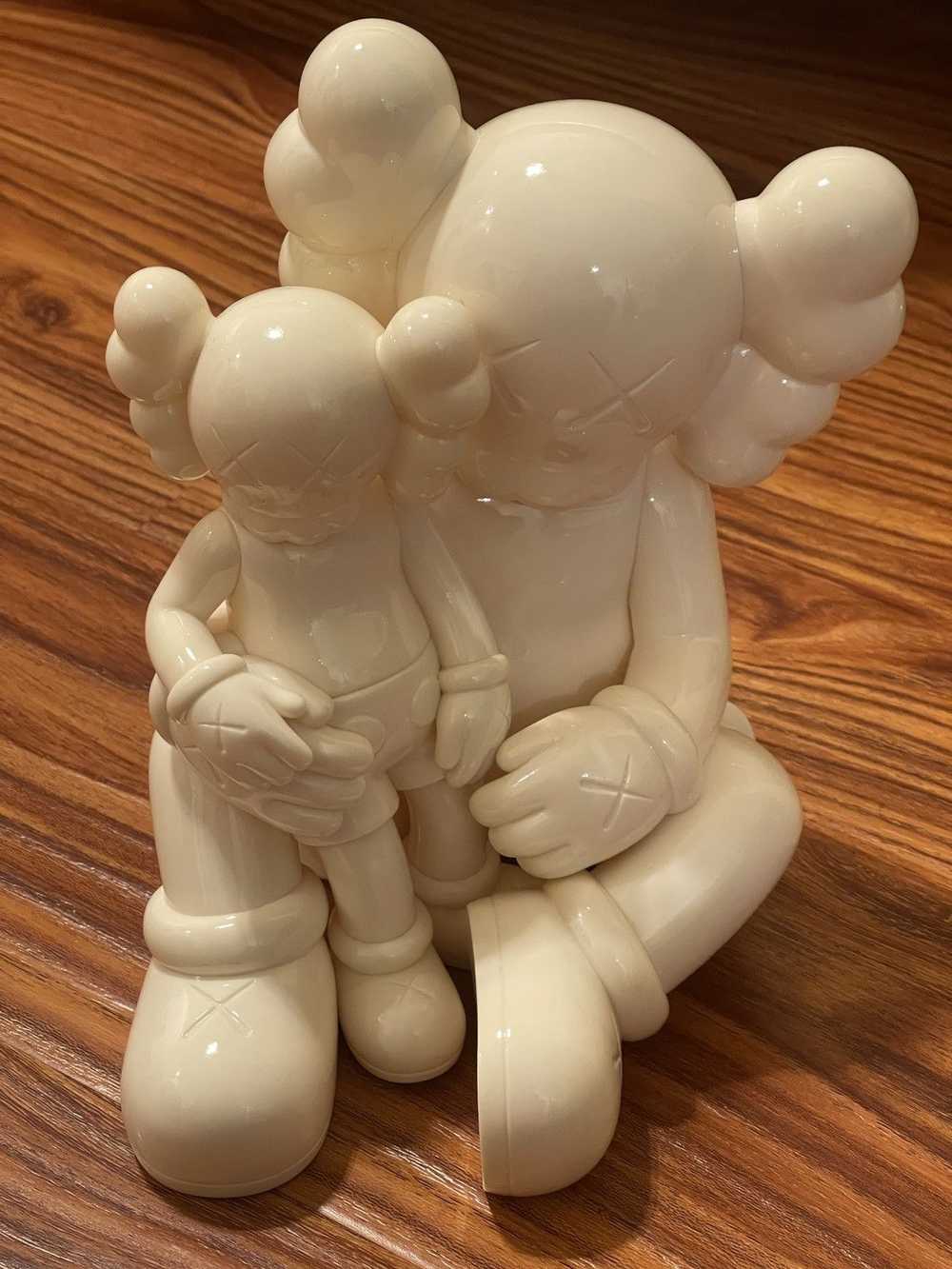 Kaws Kaws Holiday Changbai Mountain Snowy White - image 2