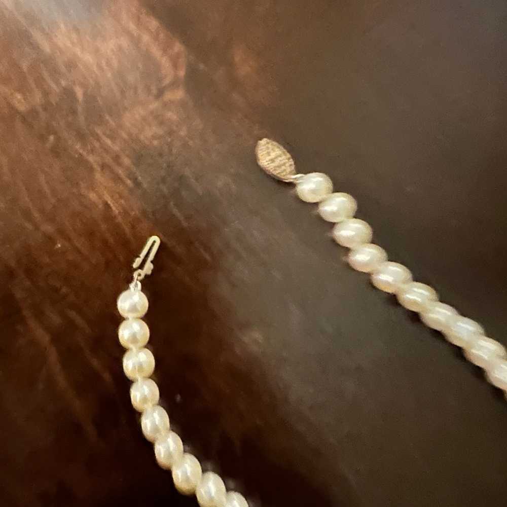 Beautiful pearl necklace - image 3