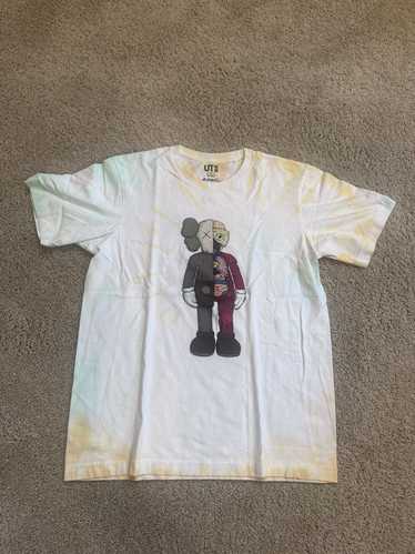 Kaws × Uniqlo Kaws x Uniqlo Tie dye shirt