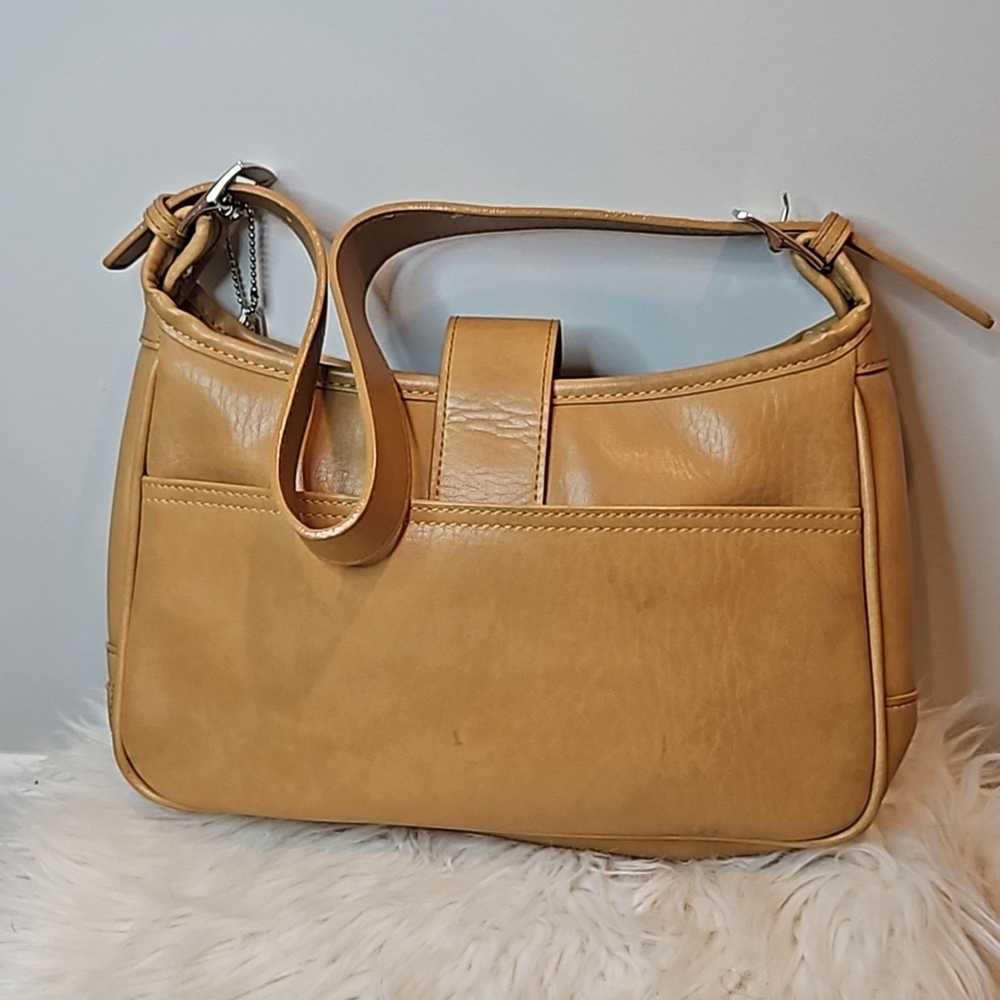 Coach Vintage Coach Tan Smooth Leather Hampton Mi… - image 5