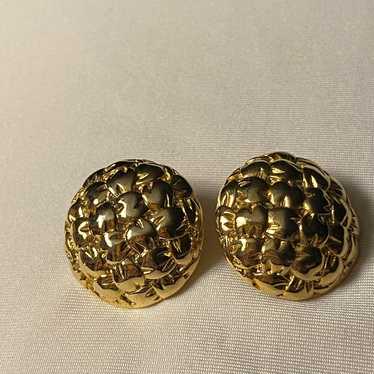 Rare Vintage 1980s Givenchy Round Gold Tone Pierc… - image 1