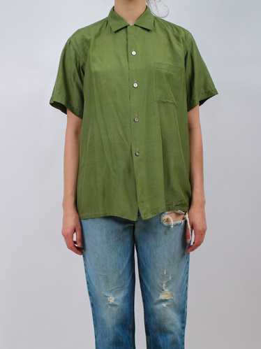 1960s Olive Green Short Sleeve Silk Button Up Shir