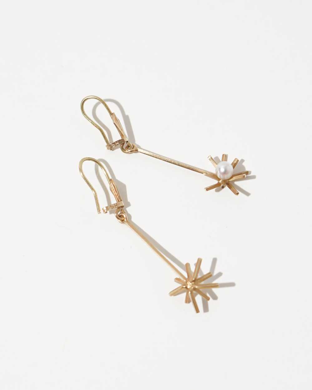 14k Gold Earrings w/ Pearl - image 5