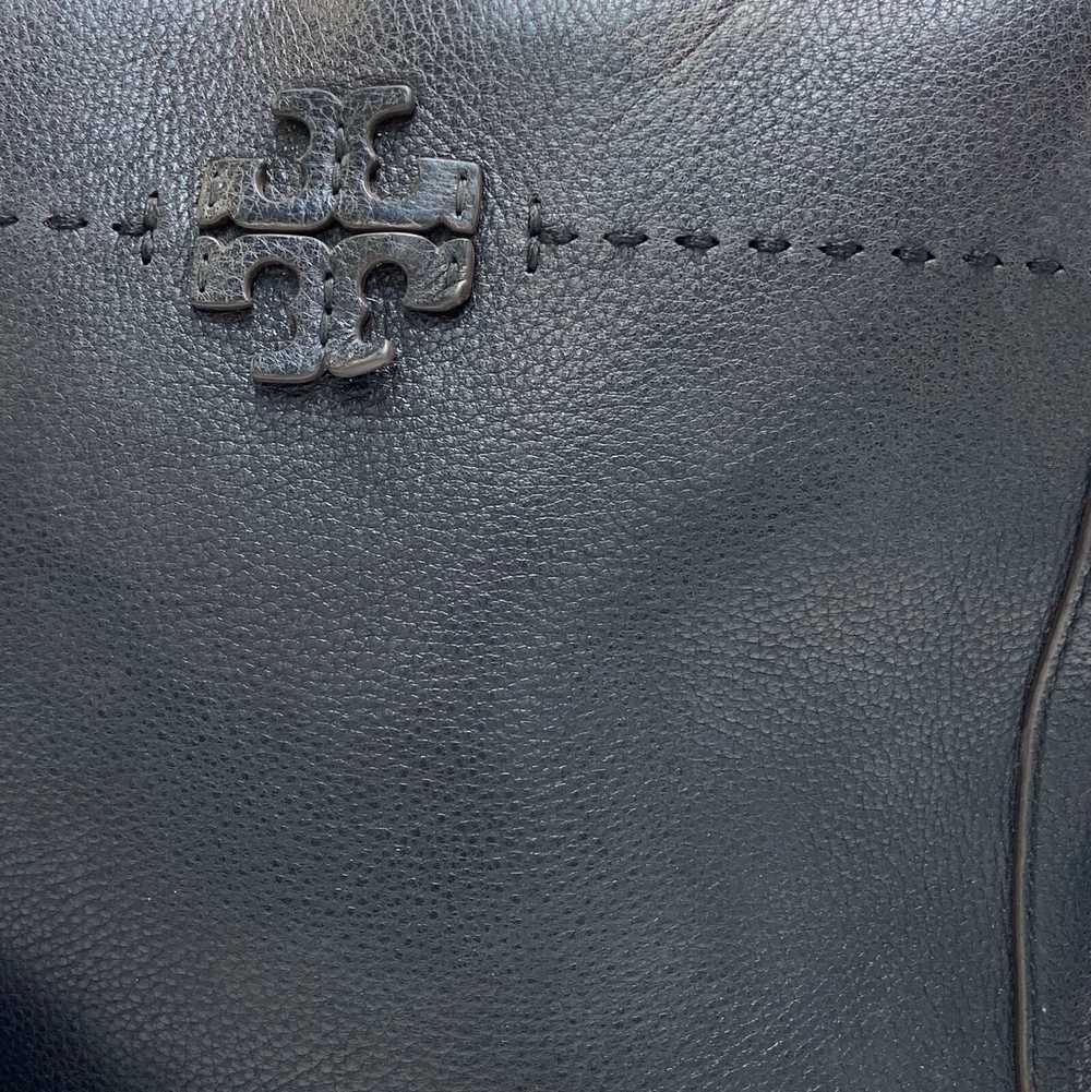 Tory Burch Pebble Leather McGraw Swingpack Bag Bl… - image 3