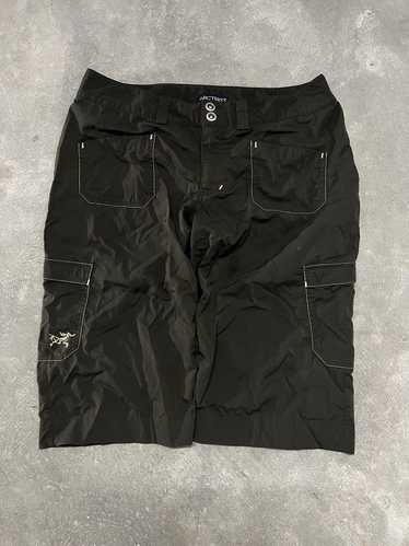 Arc'Teryx Arc’teryx Vintage Embroidered Shorts