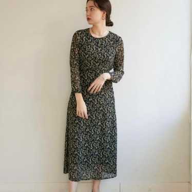 Tina & Jojun: Small Flower Pattern Long One-piece