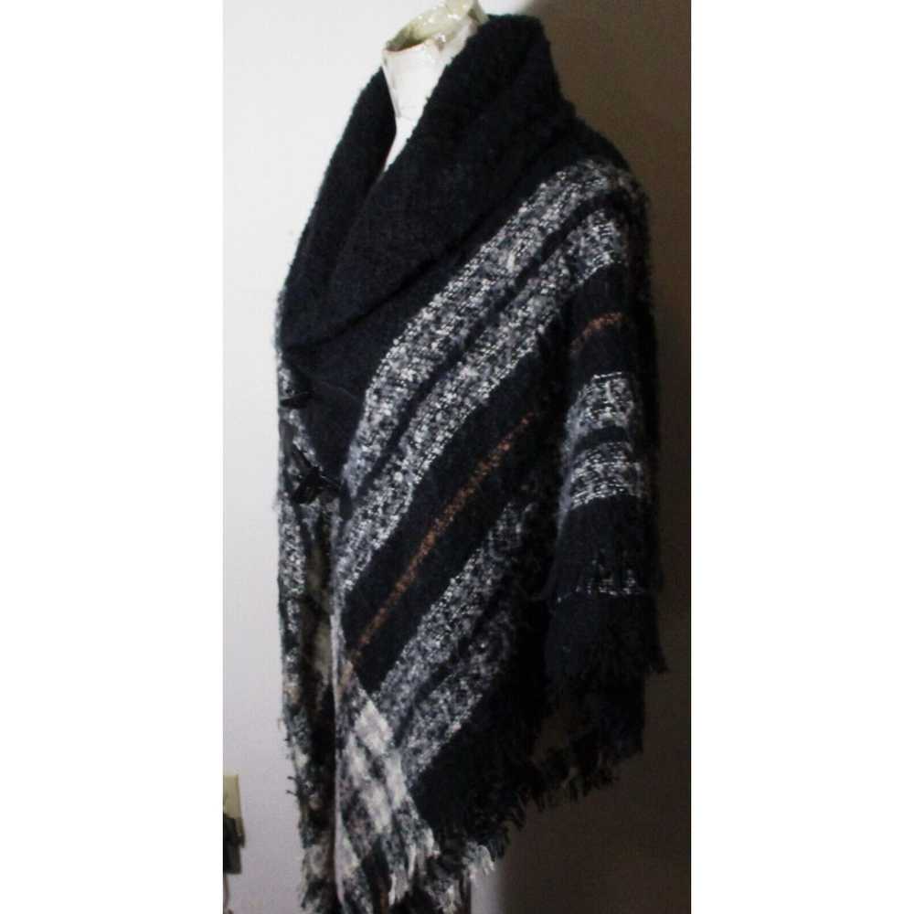 Vintage Women's ACCESSORY St. Black Cardigan Ponc… - image 4