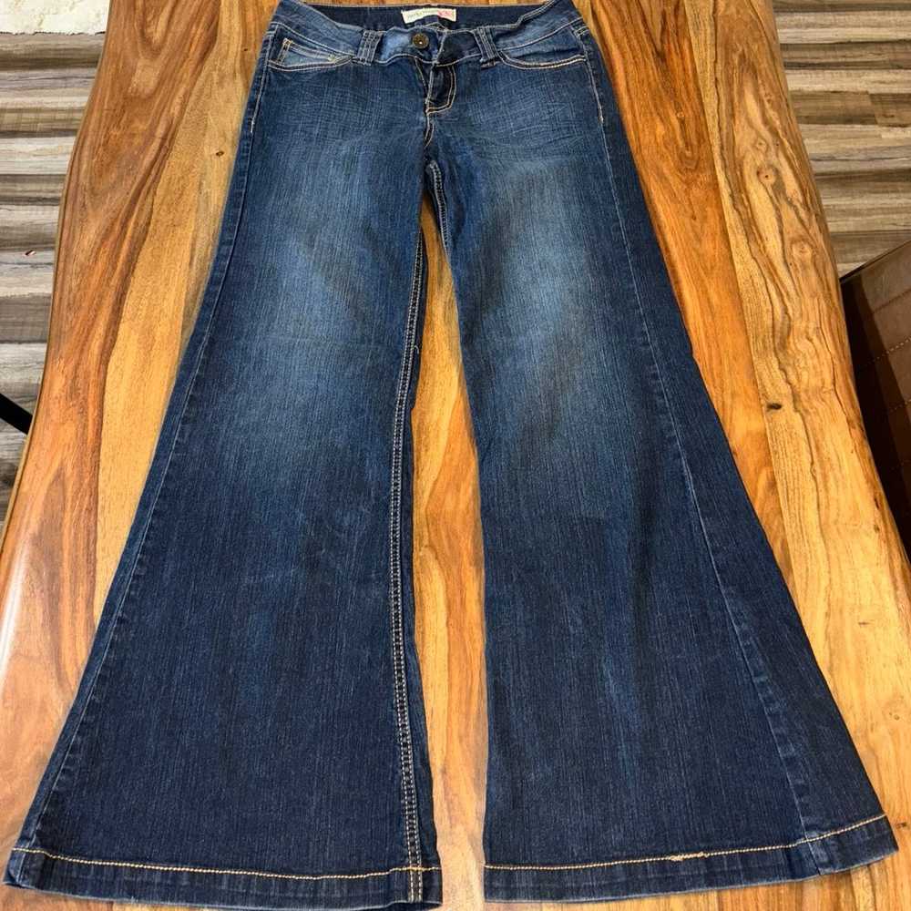 Paris Blues Low Rise Wide Flare jeans size 7 - image 1