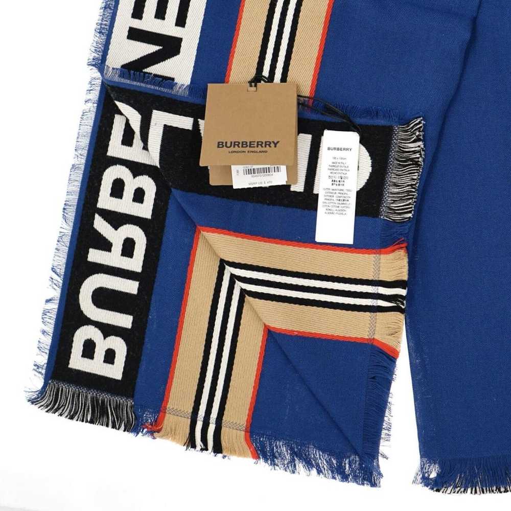 Burberry Scarf & pocket square - image 3