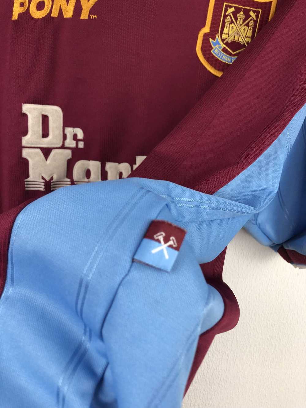 Soccer Jersey × Sportswear × Vintage West Ham Uni… - image 9