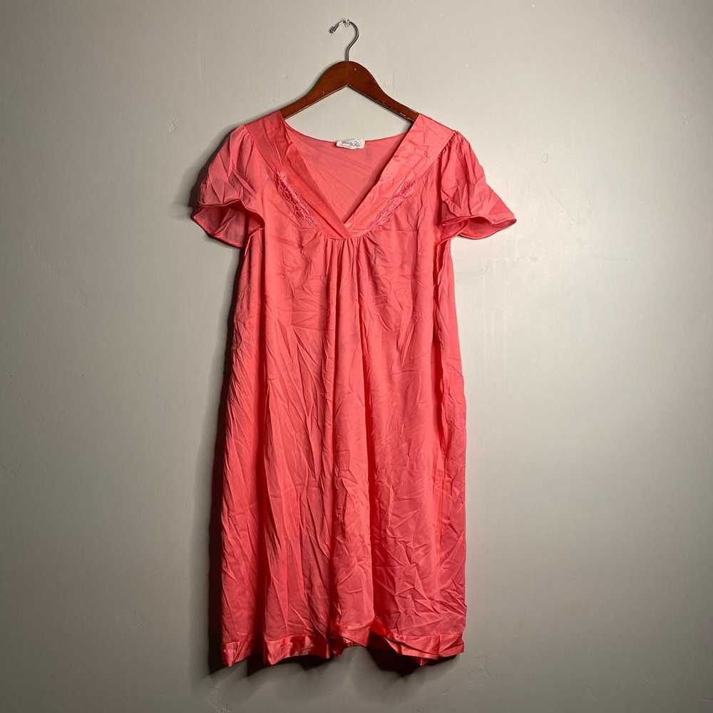 Vintage Vintage pink Vanity Fair sleepwear size XL - image 1