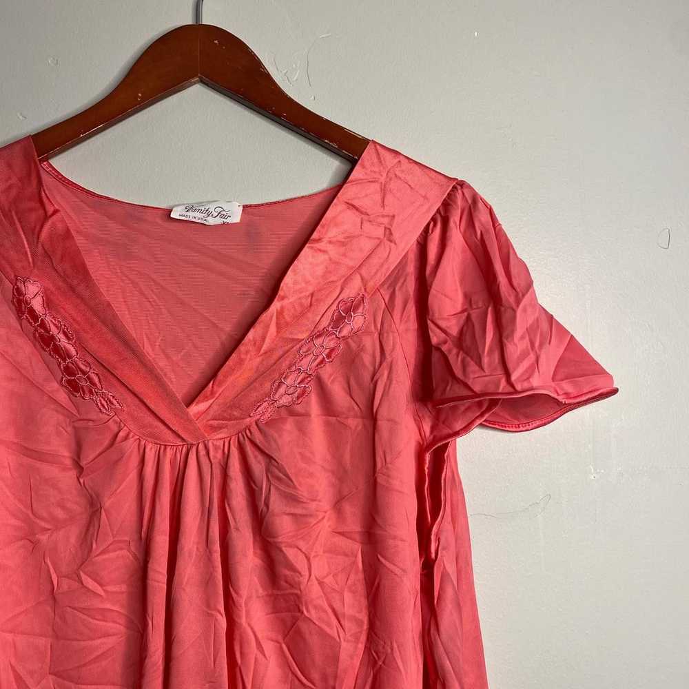 Vintage Vintage pink Vanity Fair sleepwear size XL - image 3