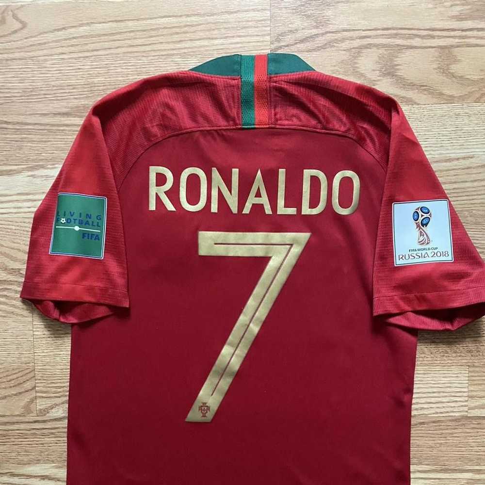 Nike Portugal Ronaldo 2018 home World Cup jersey - image 6