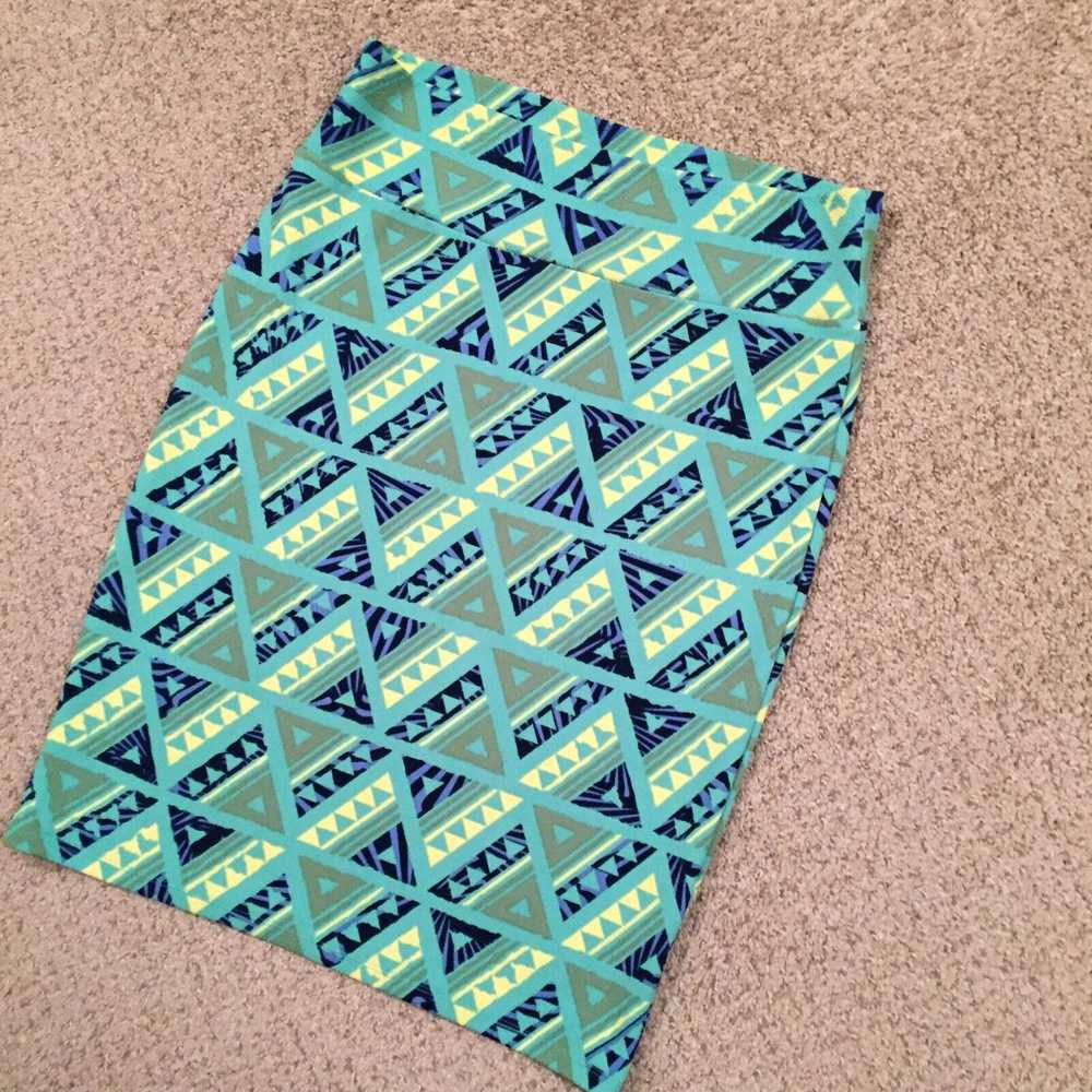 Vintage LuLaRoe Cassie Skirt XL Green Geometric P… - image 2