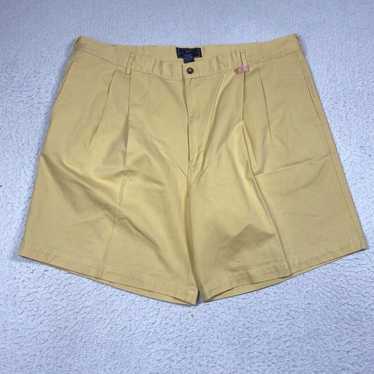 Gant GANT Shorts Mens Size 42 Yellow Pleated Adul… - image 1