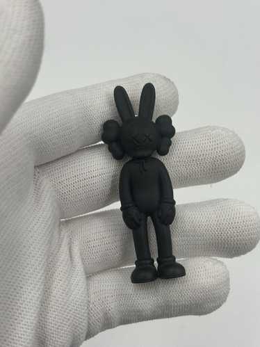 Kaws Kaws Accomplice Companion Keychain Figure