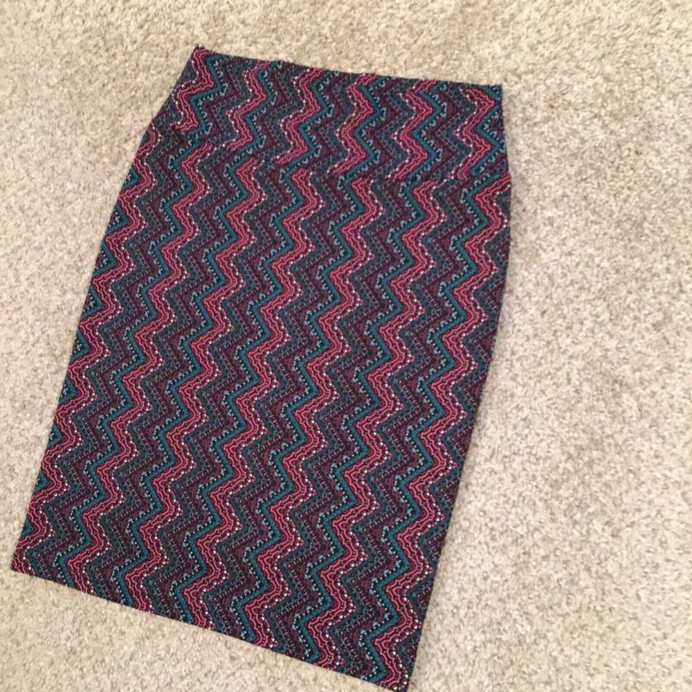 Vintage LuLaRoe Cassie Skirt Medium Knee Length U… - image 2