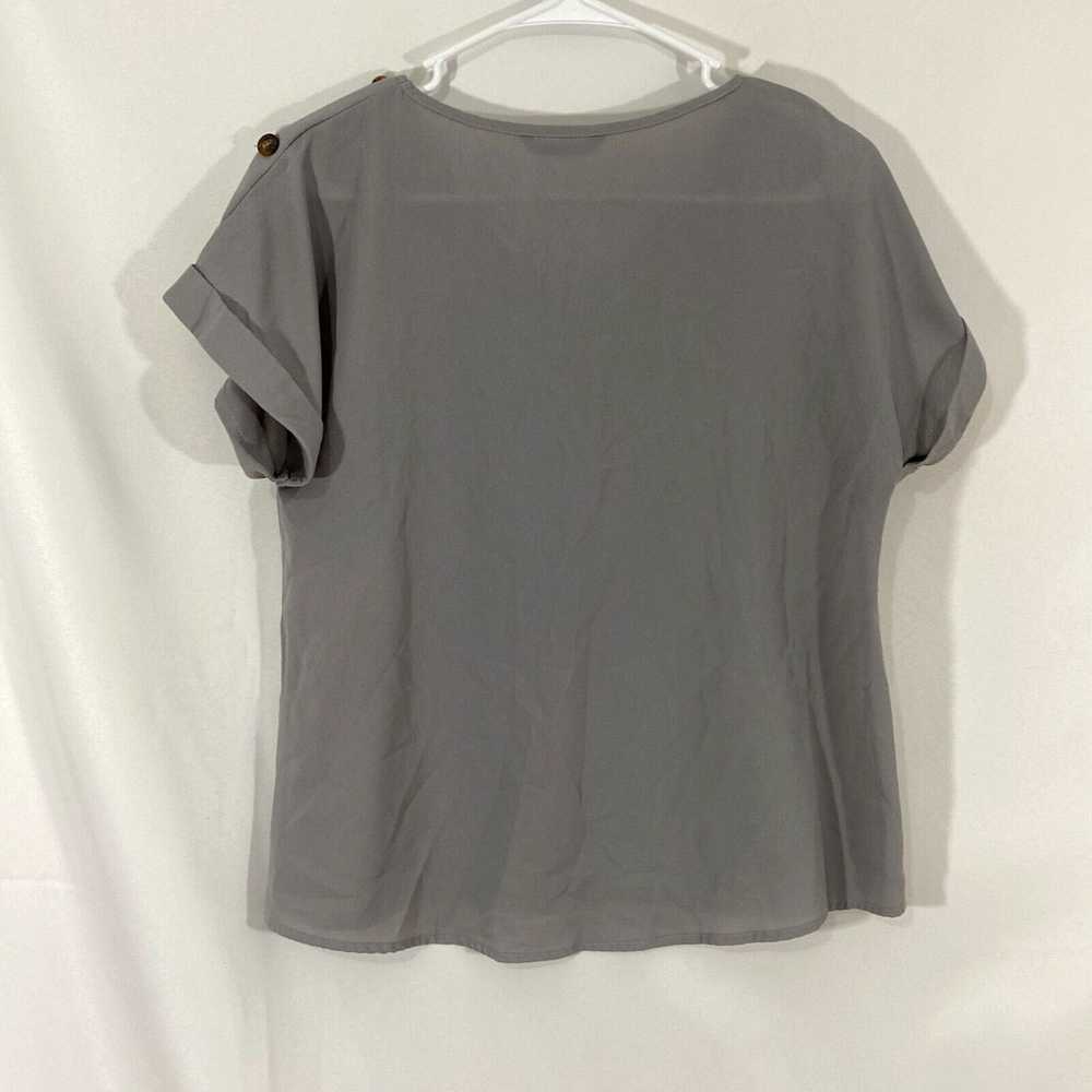 Shein Shein Womens Gray Short Sleeves V Neck Casu… - image 2