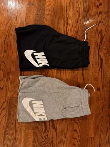 Nike Nike men shorts x2