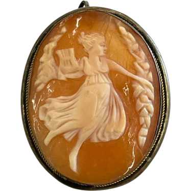 Vintage Signed Shell Cameo Pendant/ Brooch