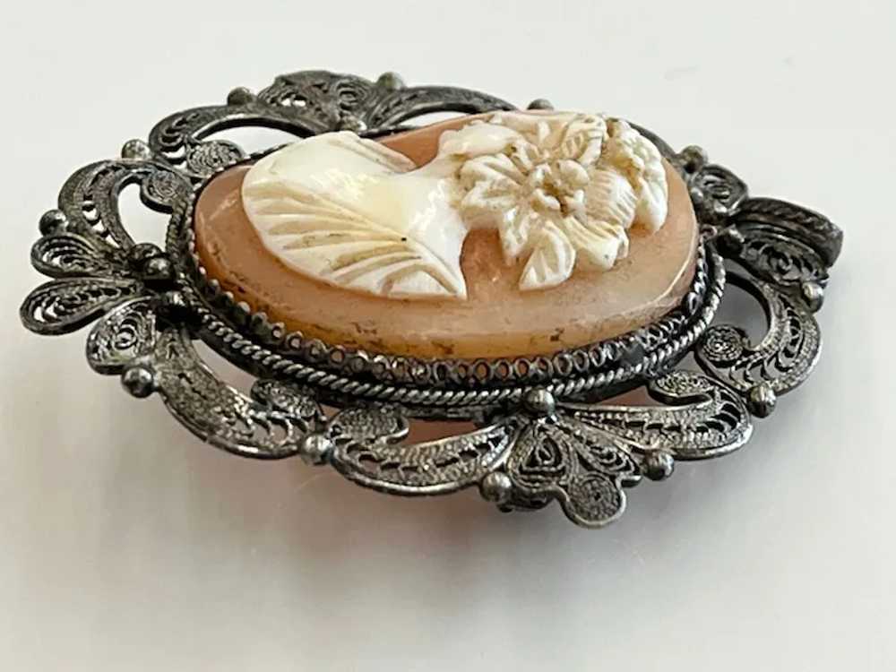 Vintage Silver Filigree Shell Cameo Pendant/ Broo… - image 2