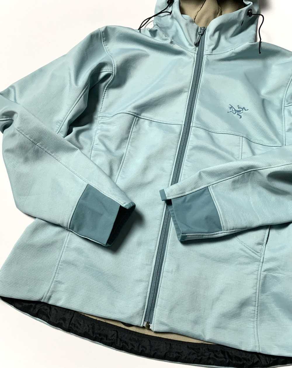 Arc'Teryx VINTAGE ARCTERYX EPSILON LT SOFTSHELL H… - image 10