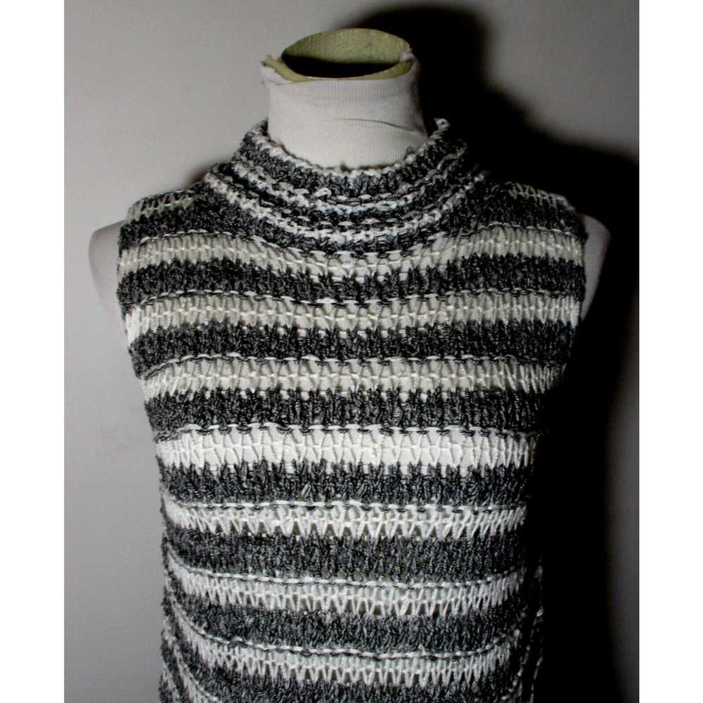 Vintage Women's MYSTREE Gray Skeeveless Mock Neck… - image 2