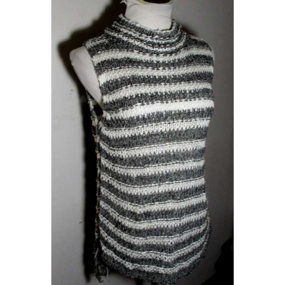 Vintage Women's MYSTREE Gray Skeeveless Mock Neck… - image 3