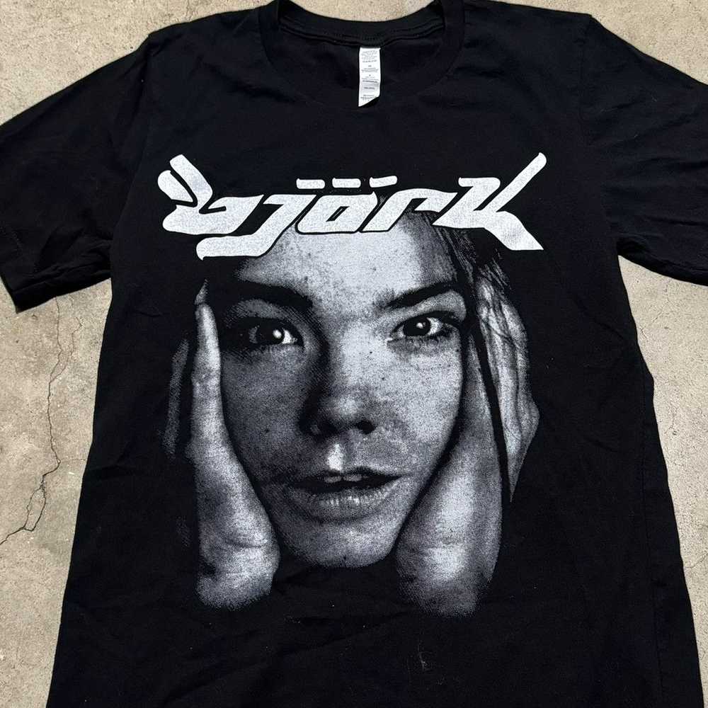 Band Tees × Streetwear × Tour Tee BJORK 2022 TOUR… - image 3